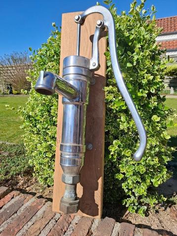 waterpomp beschikbaar voor biedingen