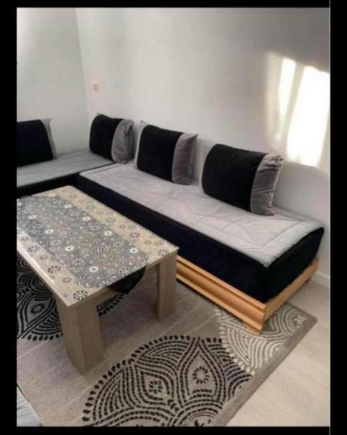 Marokkaanse Sedari met Tafel, Huis en Inrichting, Complete inboedels, Ophalen