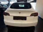 Tesla Model Y SR+ (bj 2024, automaat), Auto's, Automaat, Gebruikt, USB, Wit