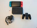 Nintendo switch V2 + games, Games en Spelcomputers, Spelcomputers | Nintendo Switch, Ophalen, Zo goed als nieuw