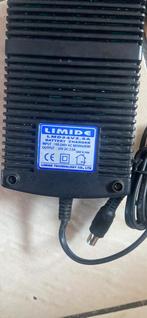 Chargeur trottinette, Vélos & Vélomoteurs, Enlèvement, Comme neuf