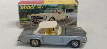 DINKY TOYS FRANKRIJK MERCEDES 230SL beschikbaar voor biedingen