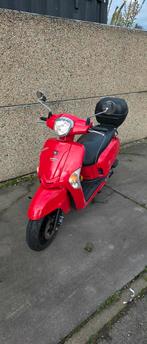 Kymco zoals 49cc 2T, Fietsen en Brommers, Ophalen, Like
