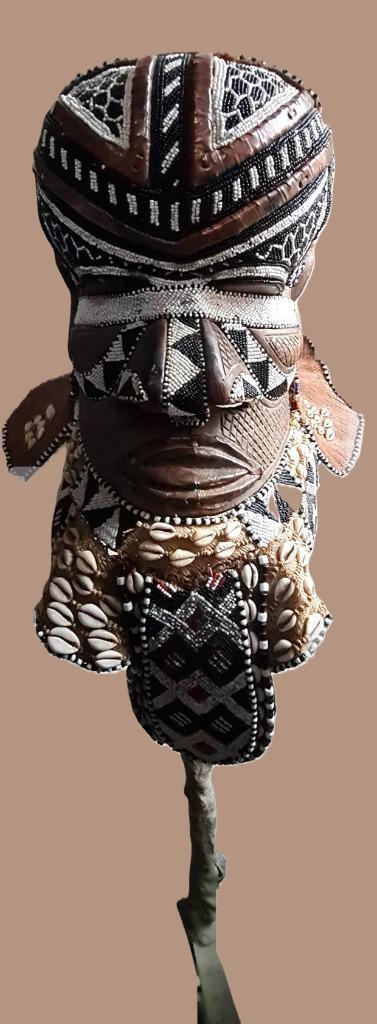 Tribal Kwuba Boom Kingdom Royal Mask DR Congo, Antiek en Kunst, Kunst | Niet-Westerse kunst, Ophalen of Verzenden