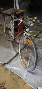 2 oldtimer fietsen Bristol, Enlèvement, Années 50, Bristol