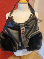 LIU JO zwarte schoudertas in nieuwstaat!, Handtassen en Accessoires, Tassen | Damestassen, Ophalen of Verzenden, Zo goed als nieuw