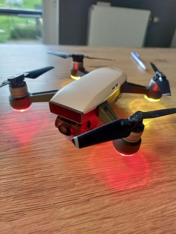 SPARK Fly More Combo (EU) Alpine White beschikbaar voor biedingen