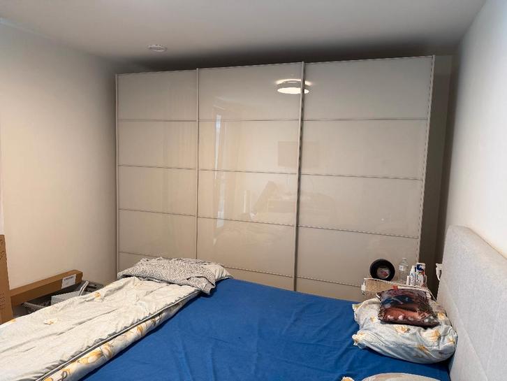 Kwalitatieve slaapkamer kleerkast – zo goed als nieuw, Huis en Inrichting, Kasten | Kleerkasten, Zo goed als nieuw, 200 cm of meer