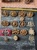 Lot divers d'insignes de l'armée hollandaise, Envoi