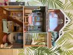 Complete barbie-set: huis, bus, poppen, meubels, kleren en t, Kinderen en Baby's, Speelgoed | Poppenhuizen, Ophalen, Gebruikt
