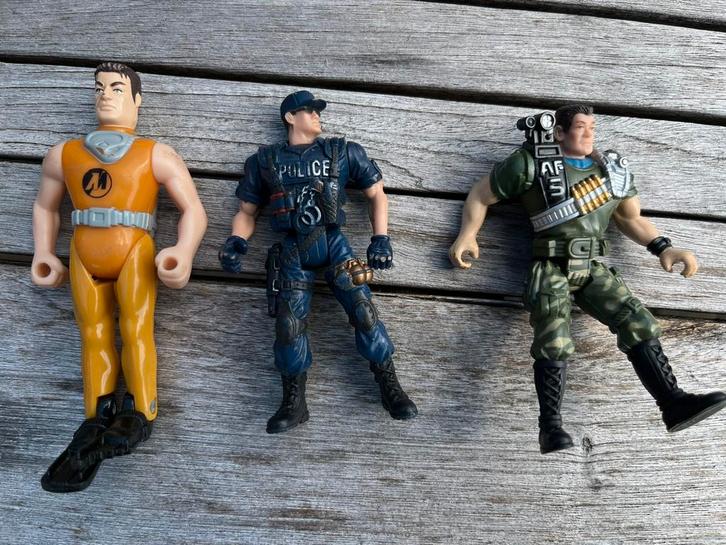 3 héros d'action de qualité, Enfants & Bébés, Jouets | Figurines, Comme neuf, Enlèvement ou Envoi