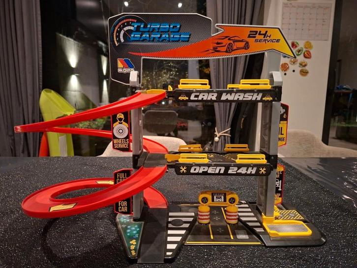 Turbo Garage, Kinderen en Baby's, Speelgoed | Racebanen, Zo goed als nieuw, Racebaan, Handmatig, Overige merken, Ophalen