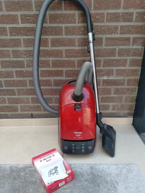 aspirateur miele tango, Elektronische apparatuur, Stofzuigers, Gebruikt, Stofzuiger, Ophalen of Verzenden