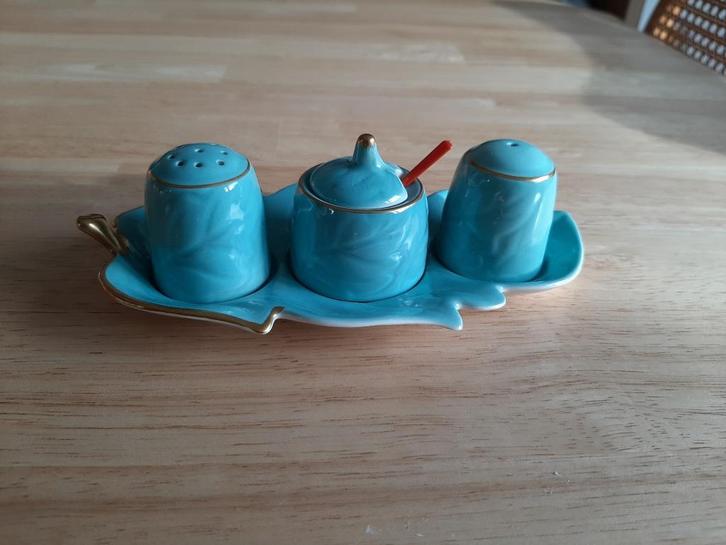 vintage display met blauwe en gouden specerijen, Antiek en Kunst, Antiek | Keramiek en Aardewerk, Verzenden