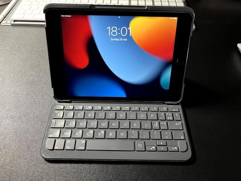 iPad mini 4 Wifi + 4G in zgst met Logitech Keyboard, Computers en Software, Apple iPads, Zo goed als nieuw, Apple iPad Mini, Wi-Fi en Mobiel internet