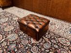 Chesterfield Hocker Slipperbox Voetenbank poef Oxblood, Huis en Inrichting, Zetels | Voetbanken en poefs, Minder dan 50 cm, 50 tot 75 cm