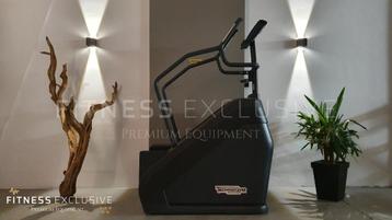 Technogym Climb 1000 Excite LED traploper, booty stairmaster beschikbaar voor biedingen