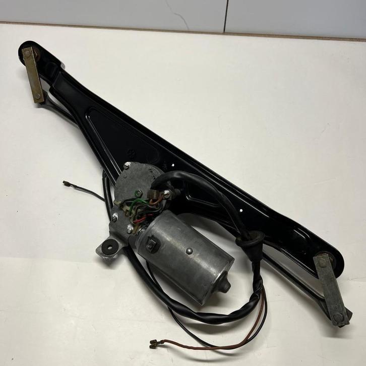 Revisie van de VW ruitenwissermotor 1303 super kever, Auto diversen, Auto-accessoires, Zo goed als nieuw, Verzenden