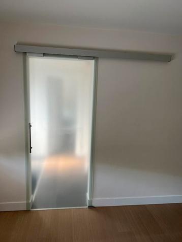 2 glazen schuifdeuren, mat glas 215cm - 93cm beschikbaar voor biedingen