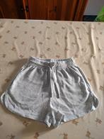 Short h&m lichtgrijs - maat XS, H&M, Overige typen, Ophalen of Verzenden, Zo goed als nieuw