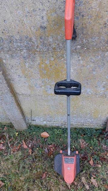 Kantenmaaier / grastrimmer GARDENA beschikbaar voor biedingen