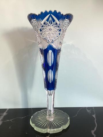 Bruidsglas / vaas in kristal Val Saint Lambert. VSL021/Ga.  beschikbaar voor biedingen