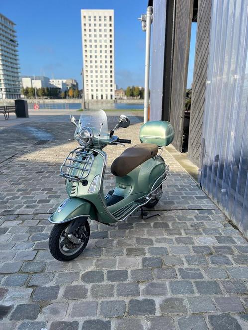 Vespa Primavera 50cc A-Klasse, Fietsen en Brommers, Scooters | Vespa, Gebruikt, Vespa S, Klasse A (25 km/u), Benzine, Ophalen