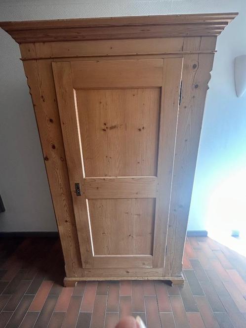 Antieke grenen kledingkast, Huis en Inrichting, Kasten | Kleerkasten, Gebruikt, 150 tot 200 cm, 100 tot 150 cm, 25 tot 50 cm, Met deur(en)