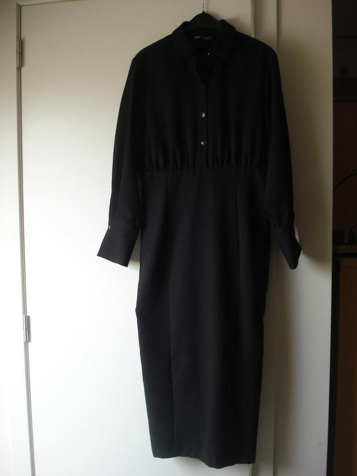 *VAL* Zara 3/4 lang zwarte kleed, dames. mt L, Kleding | Dames, Jurken, Zo goed als nieuw, Maat 42/44 (L), Zwart, Onder de knie