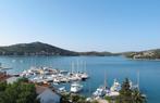 Maison de vacances de luxe en Croatie Dalmatie avec vue sur, Vacances, Maisons de vacances | Croatie, Internet, Appartement, Village