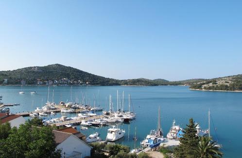 Maison de vacances de luxe en Croatie Dalmatie avec vue sur, Vacances, Maisons de vacances | Croatie, Appartement, Village, Mer