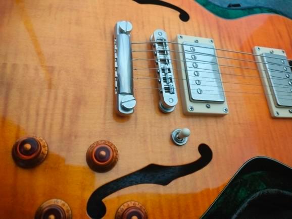 Maybach little wing, Musique & Instruments, Instruments à corde | Guitares | Électriques, Enlèvement