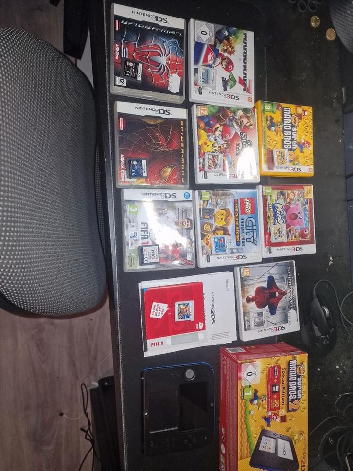 Nintendo 2DS+10 games+mario case, Games en Spelcomputers, Spelcomputers | Nintendo 2DS en 3DS, Zo goed als nieuw, 2DS, Ophalen