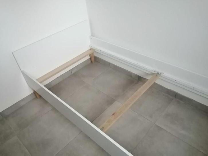 Eenpersoonsbed Bopita, Huis en Inrichting, Slaapkamer | Bedden, Zo goed als nieuw, Eenpersoons, 90 cm, 200 cm, Hout, Wit, Ophalen