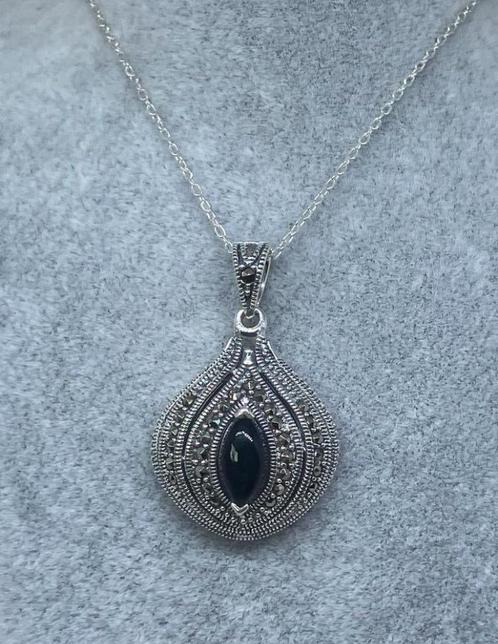 Prachtige zilveren onyx hanger, Handtassen en Accessoires, Kettingen, Nieuw, Zilver, Blauw, Met edelsteen, Ophalen of Verzenden