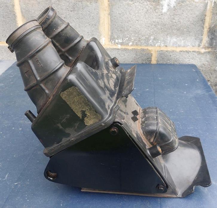 Luchtfilterhuis Honda XL600R PD03 — 1985, Motoren, Onderdelen | Honda, Gebruikt, Ophalen of Verzenden