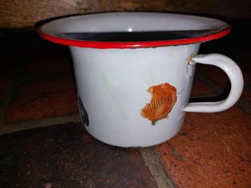 oude hoge email pispot, begin 1900 beschikbaar voor biedingen