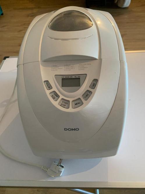 Broodbakmachine Domo, Elektronische apparatuur, Broodbakmachines, Gebruikt, Met timer, 800 tot 1200 gram deeg, Kijkvenster, Ophalen