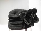 Chapeau noir 100% laine avec fleur. taille 56.  pour femme, Vêtements | Femmes, Chapeaux & Casquettes, Sans marque, Porté, Chapeau