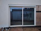 Fenêtre coulissante en aluminium avec écran solaire — Nouvea, Bricolage & Construction, Enlèvement, Aluminium