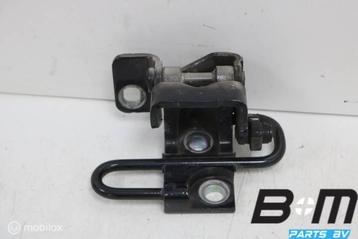 Deurscharnier linksachter onder VW Golf Plus 6 1K4833411Q beschikbaar voor biedingen