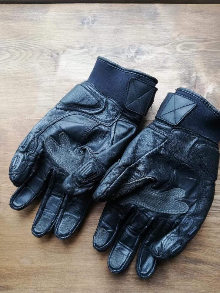 3 motovesten en  2 paar moto handschoenen te koop, Leder, Motoren, Kleding | Motorkleding, Handschoenen, Heren, Tweedehands, Ophalen
