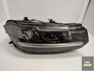 VW T-Cross Lift LED rechterlamp Ideaal beschikbaar voor biedingen