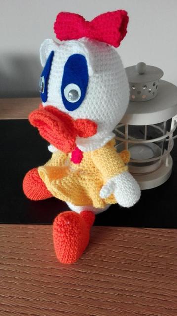 Handgemaakte knuffel: Katrien Duck beschikbaar voor biedingen
