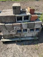 Gratis beton blokken, Doe-het-zelf en Bouw, Metselstenen, Ophalen, Zo goed als nieuw, Beton