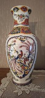 Chinese porseleinen vaas., Antiek en Kunst, Antiek | Vazen, Ophalen