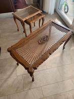 Table basse, Enlèvement