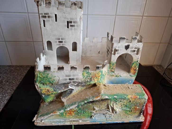 Nazaire Beeusaert-kasteel, Verzamelen, Militaria | Algemeen, Landmacht, Miniatuur of Beeldje, Ophalen of Verzenden