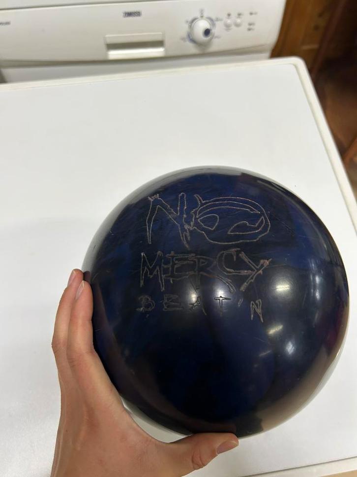 Hammer No Mercy Beat’n bowlingbal, Sport en Fitness, Bowlen, Zo goed als nieuw, Bal, Ophalen