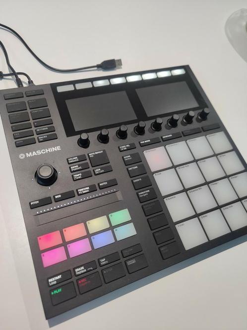 Maschine MK3 Native Instruments, Musique & Instruments, Équipement Midi, Comme neuf, Enlèvement ou Envoi